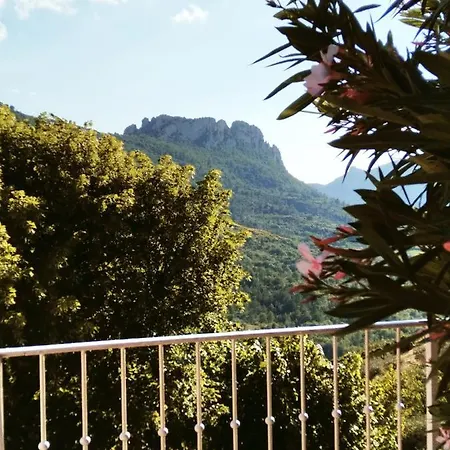Genereuse Superbe Vue Degagee Villa